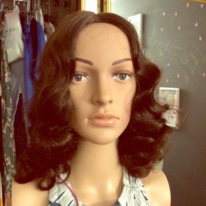 Ad- Beauty got a new wig!